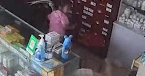 成人踩踏凳子视频大全集,揭秘成人踩踏凳子惊险瞬间大盘点