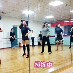 天空成人拉丁舞蹈视频,揭秘成人拉丁舞蹈的魅力瞬间