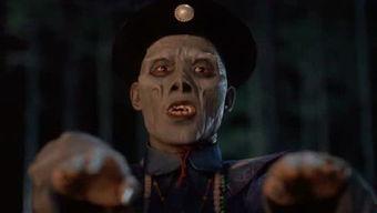 大傻变成人僵尸视频,惊悚视频揭秘僵尸起源之谜