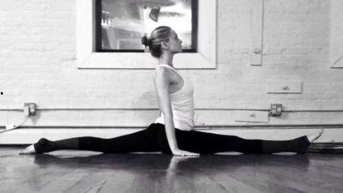 成人压腿站立好吗视频,成人压腿站立锻炼益处与技巧解析