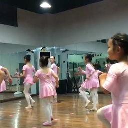 可爱成人齐舞视频,可爱成人齐舞视频燃情上演