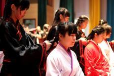 成人礼男生拍视频,成人礼男生成长瞬间