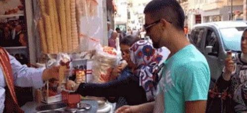 冰淇淋会变成人吗视频,揭秘冰淇淋变身人间的奇幻之旅